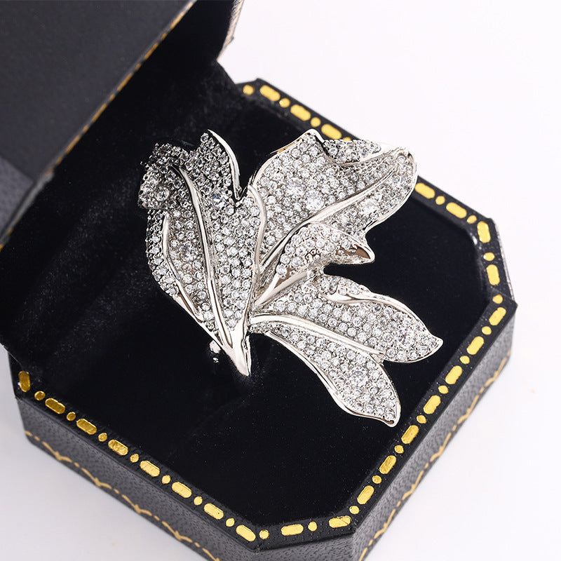 Simple Design Feather Ring