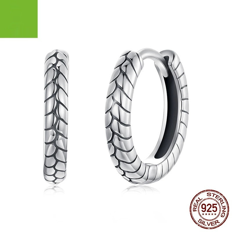 Metal Cool Style Simple Serpentine Huggie Hoop Earrings