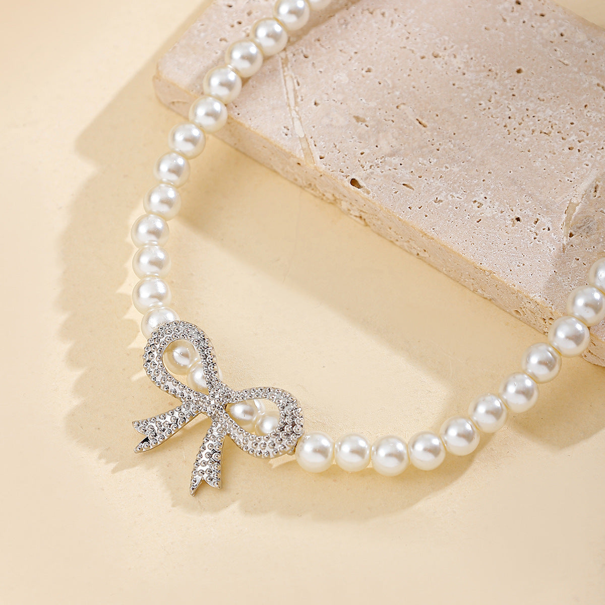 Pearl Necklace With Diamond Bow