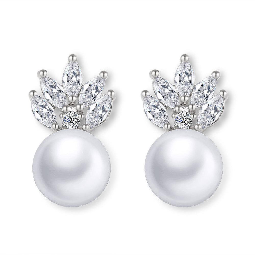 Simple Pearl Stud Earrings