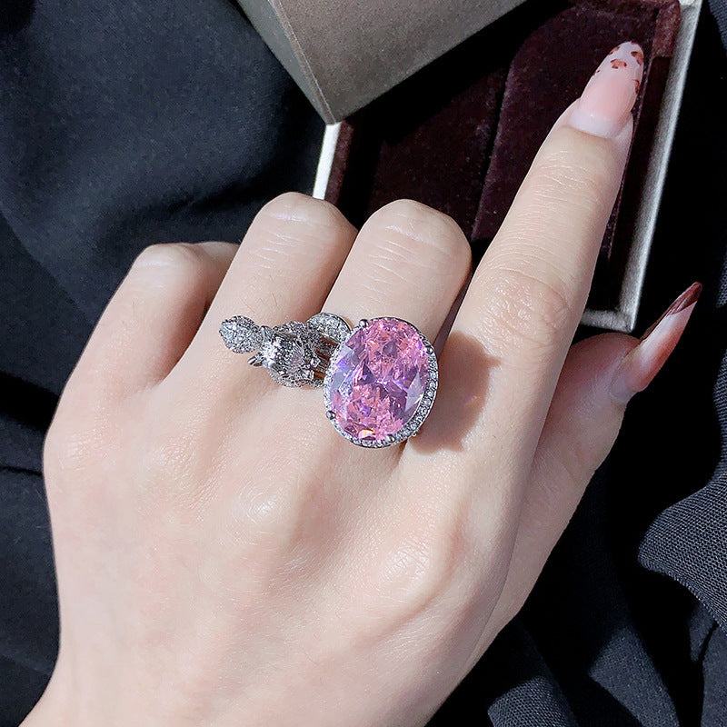 Santa Maria Cube Sugar Gem Squirrel Ring