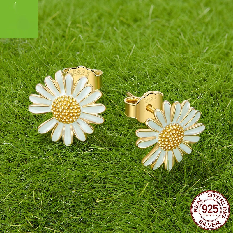 Spring Cream Green Stud Earrings