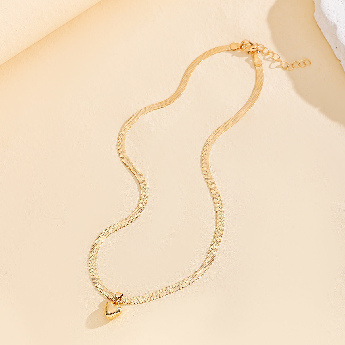 Alloy Peach Heart Sweater Chain Necklace