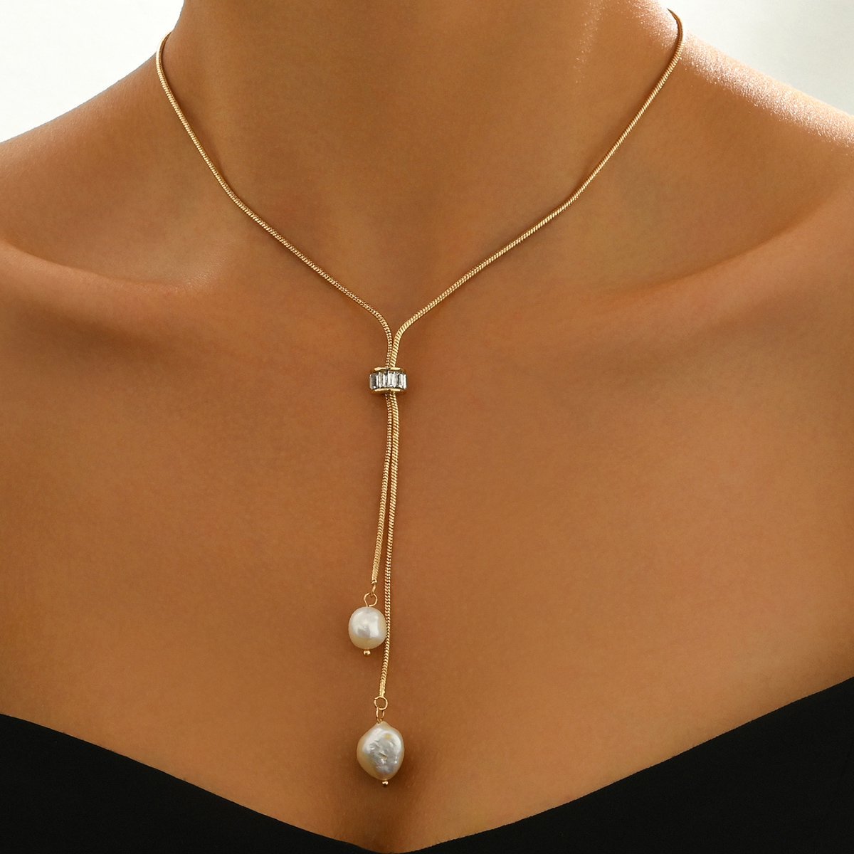 Elegant Gold Pearl Pendant Necklace With Adjustable Length