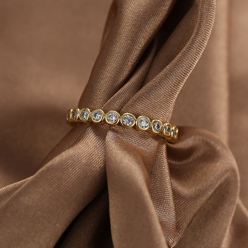 Light Luxury Brass Gold-plated Micro Inlaid White Zirconium Ring