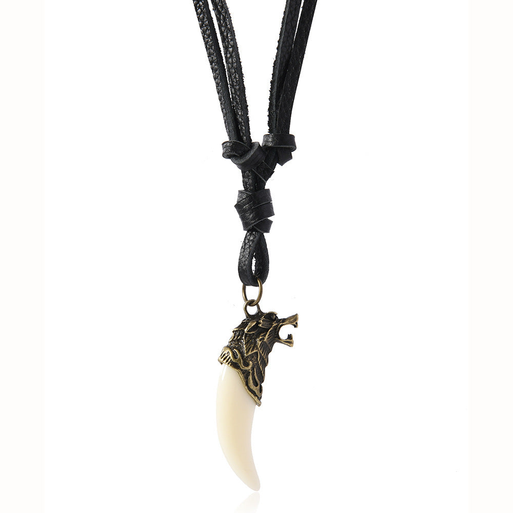 Simple And Adjustable Creative Vintage Wolf Tooth Cowhide Necklace