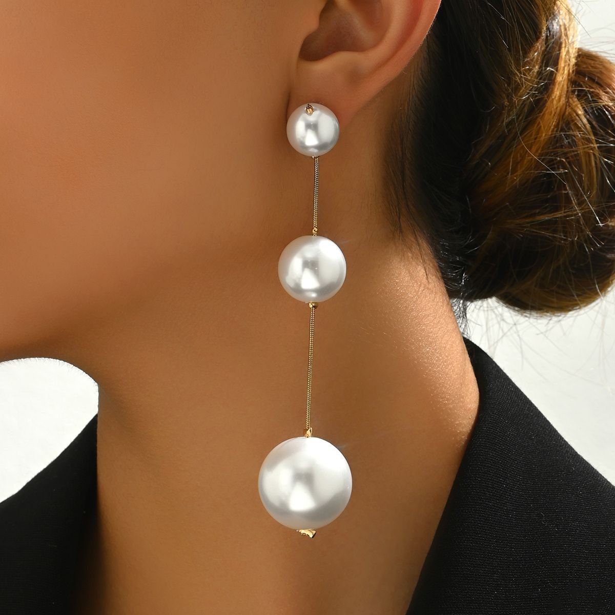 Elegant Pearl Stud Earrings
