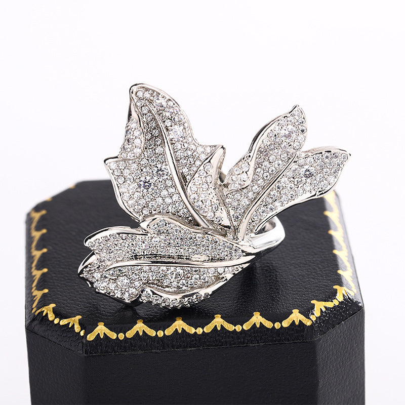 Simple Design Feather Ring