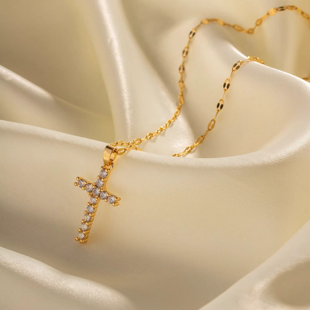 Women's Fashion New Inlaid Cross Pendant
