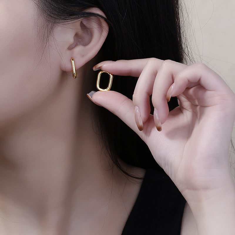Entry Lux U-shaped Earrings