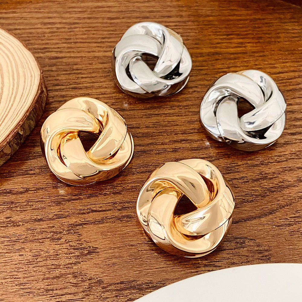All-match Twisted Alloy Stud Earrings