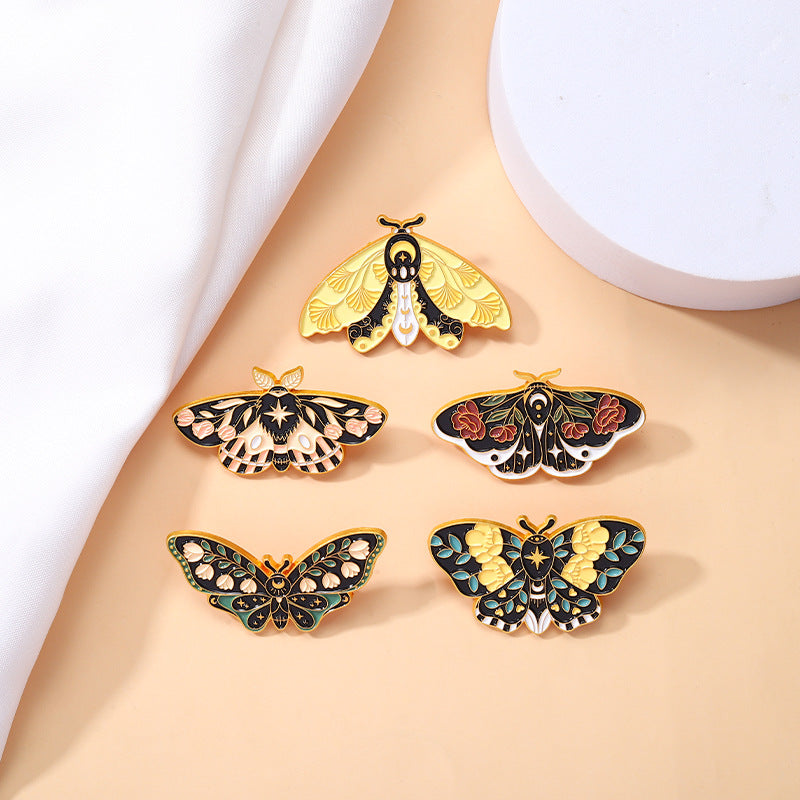 Cartoon Cute Moth Butterfly Insect Golden M Badge Biology Subject Student Bag Ornament Brooch Accessories