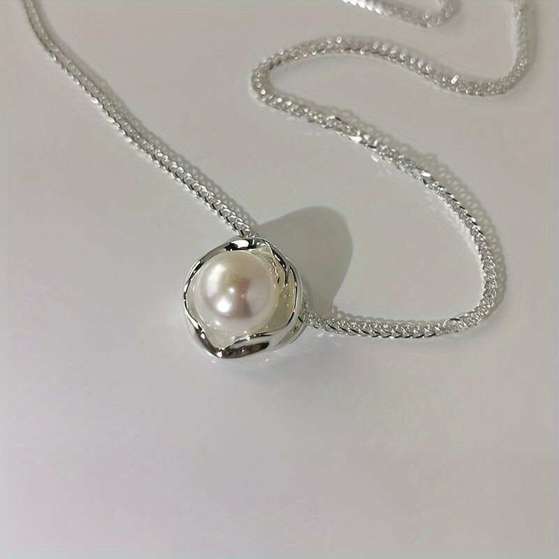 High Quality Round White Glass Pearl Pendant Necklace For Women In 14K Gold, 8-9mm