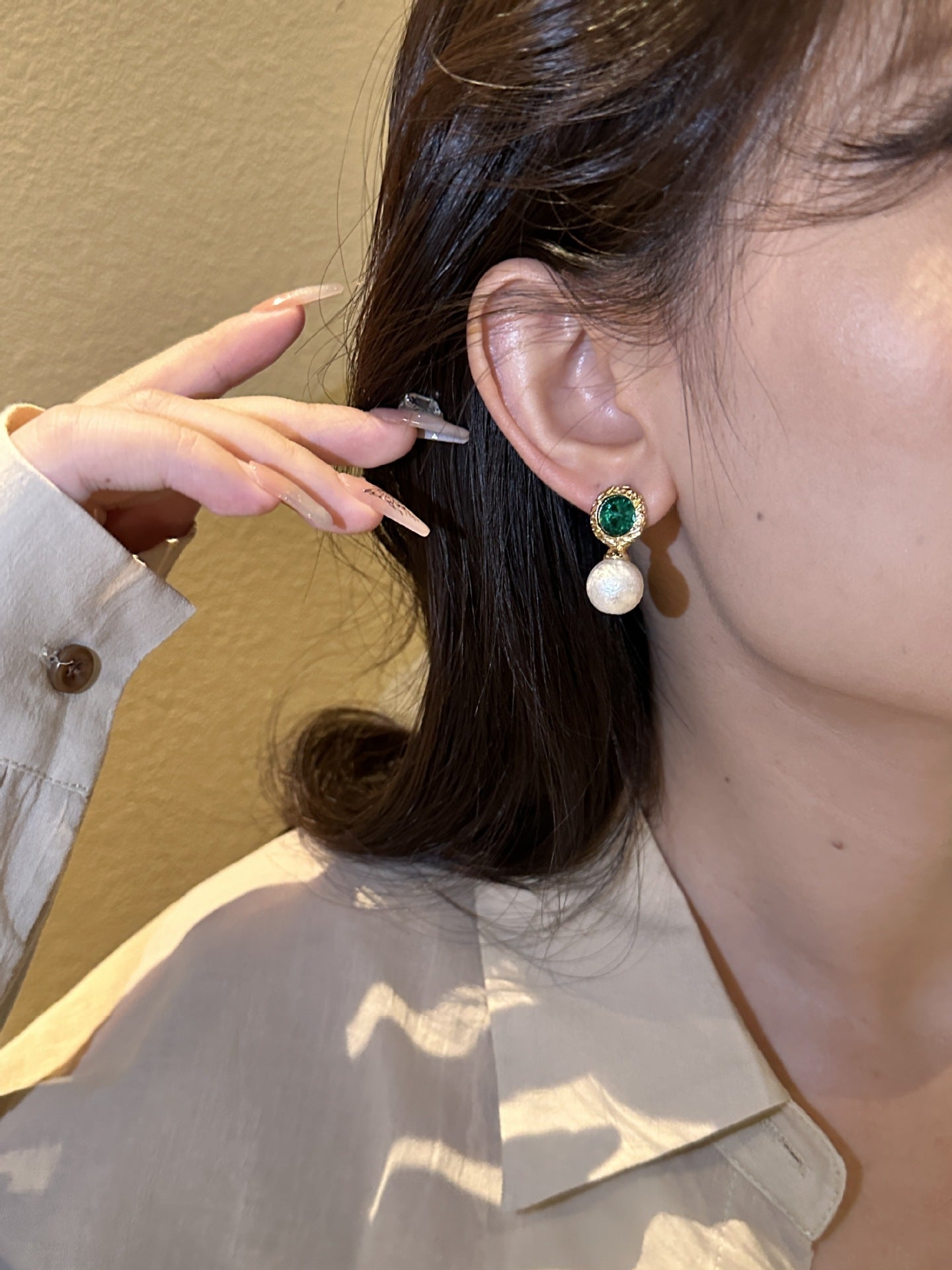 Emerald Rhinestone Pearl Stud Earrings