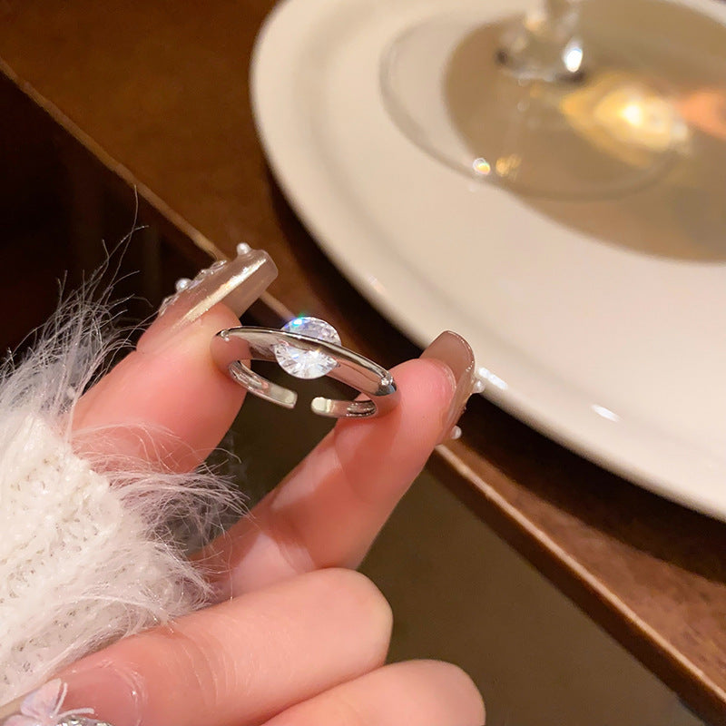 Light Luxury Minority Smart Ring Around Planet Zircon