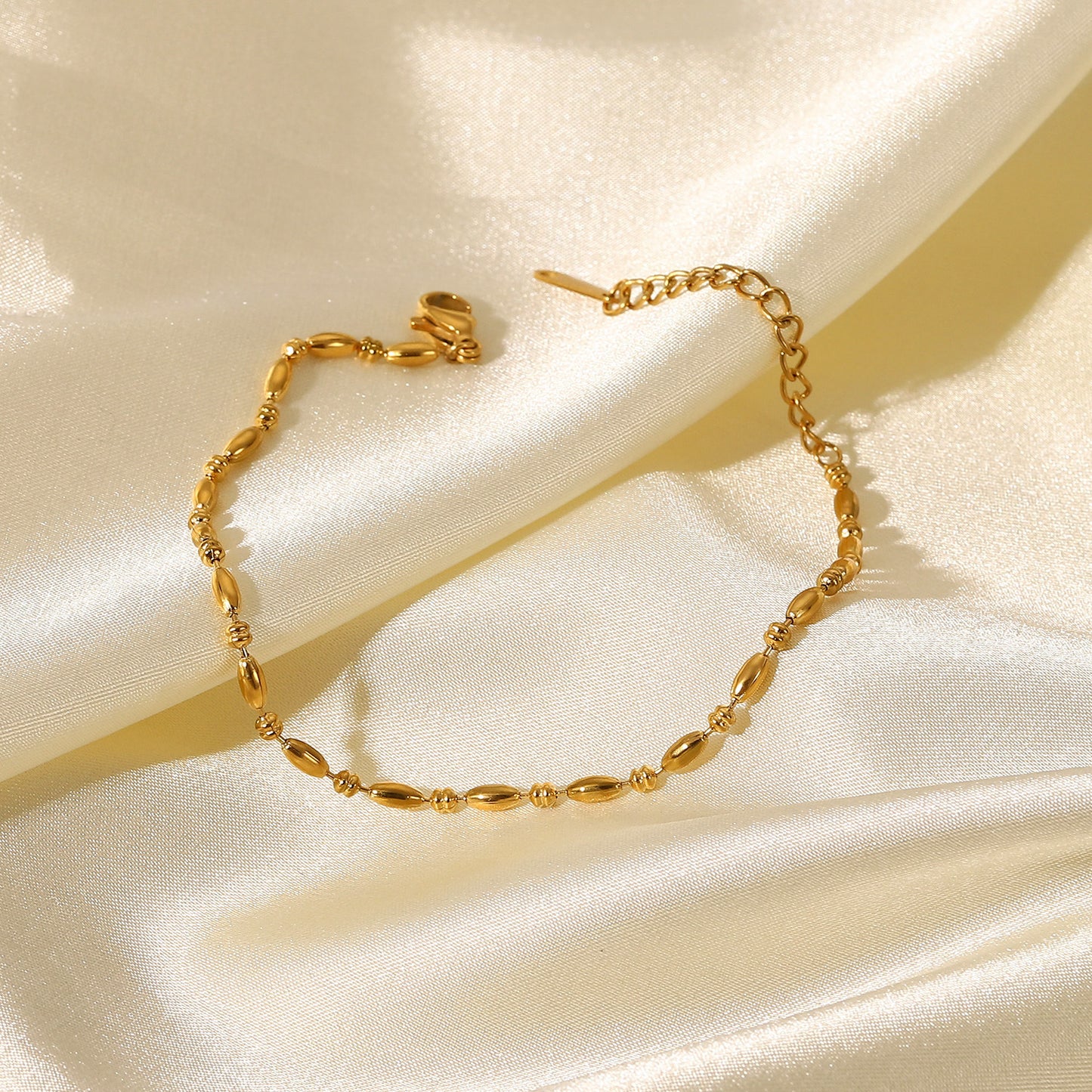Women's Bracelet 18K Gold Oval Bead Bracelet