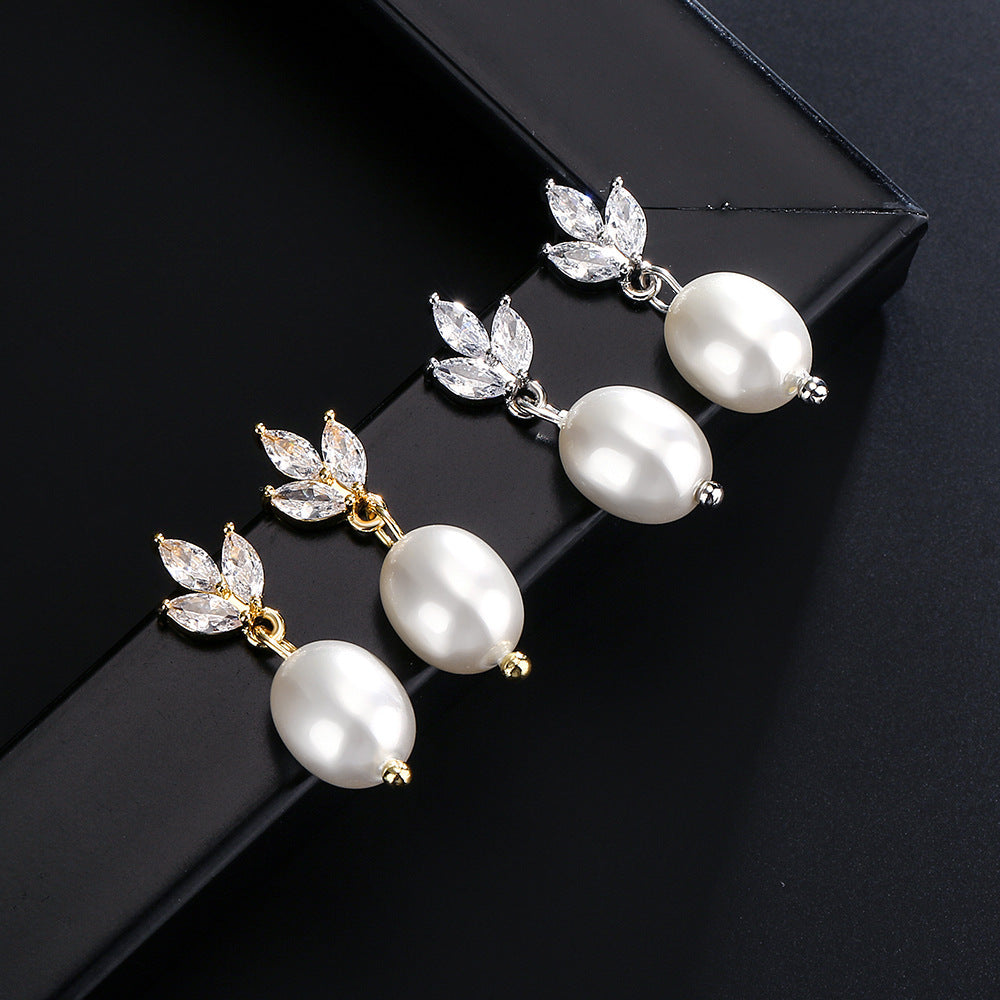 Zircon Pearl Earrings