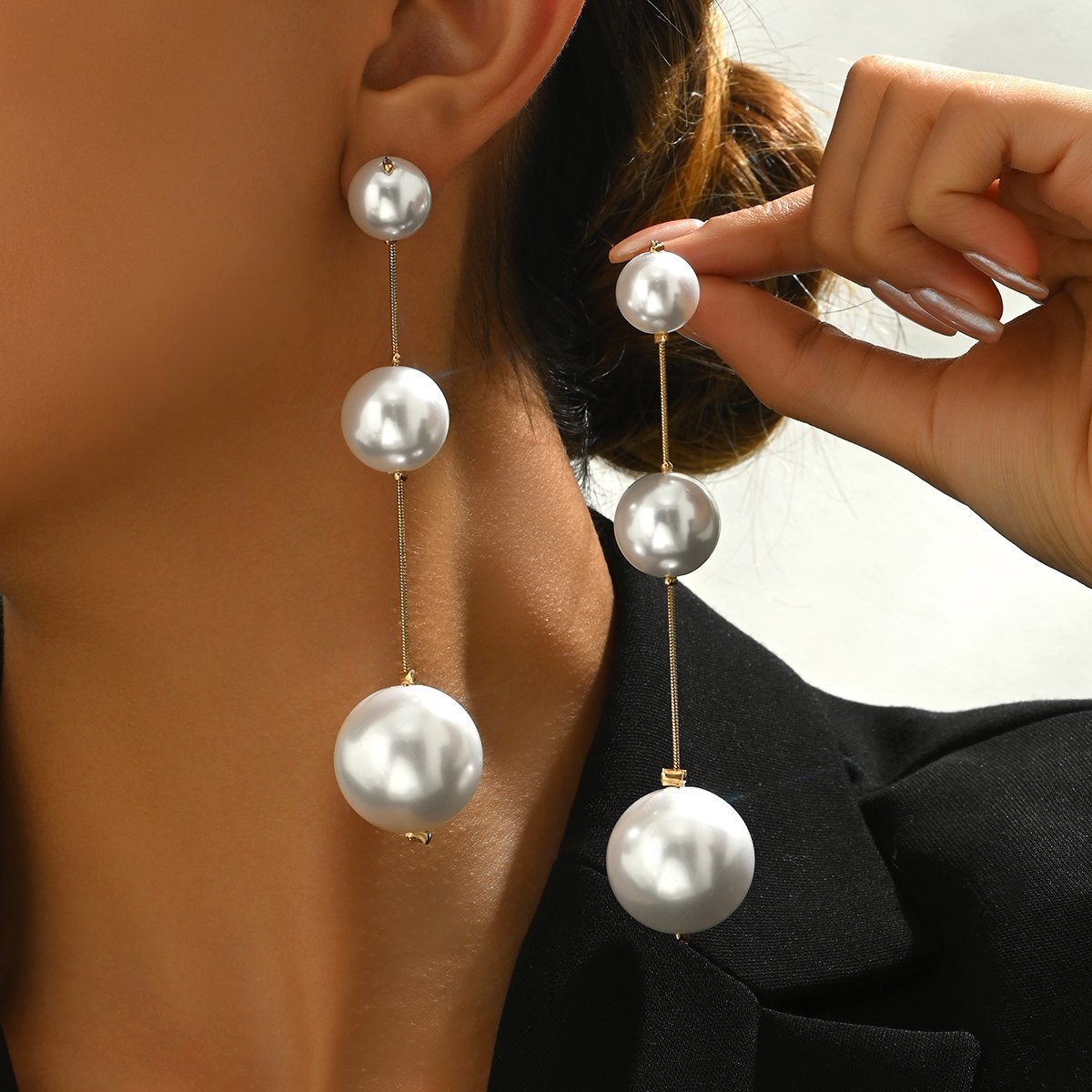 Elegant Pearl Stud Earrings