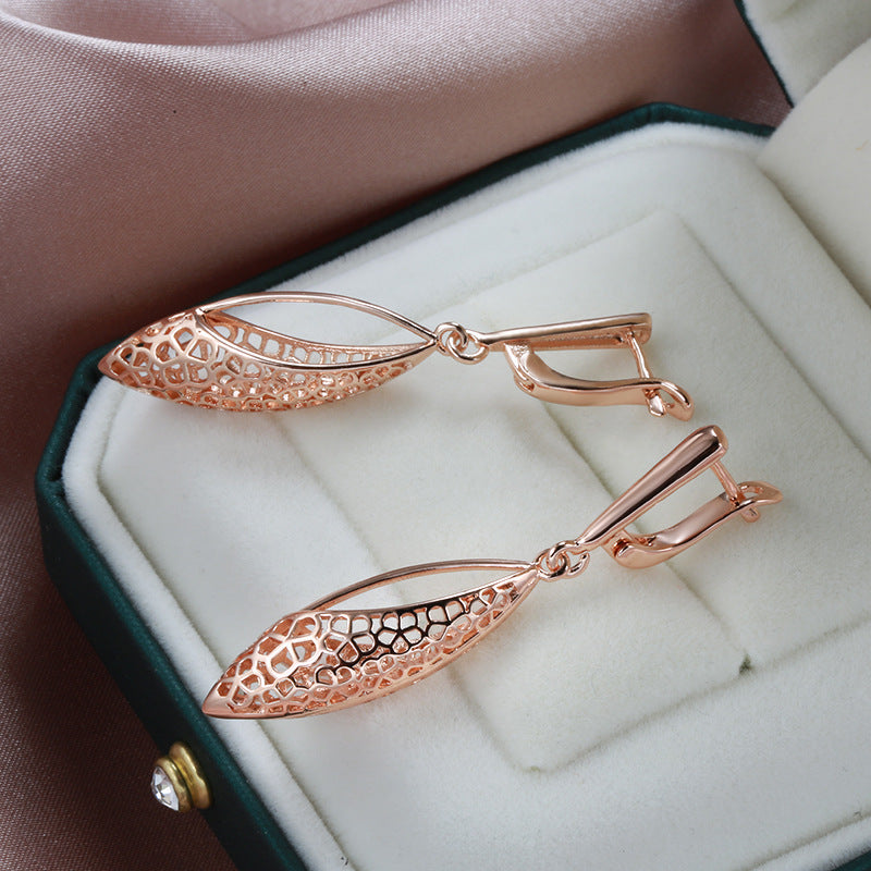 Electroplated Real Gold Hollow Retro Earrings