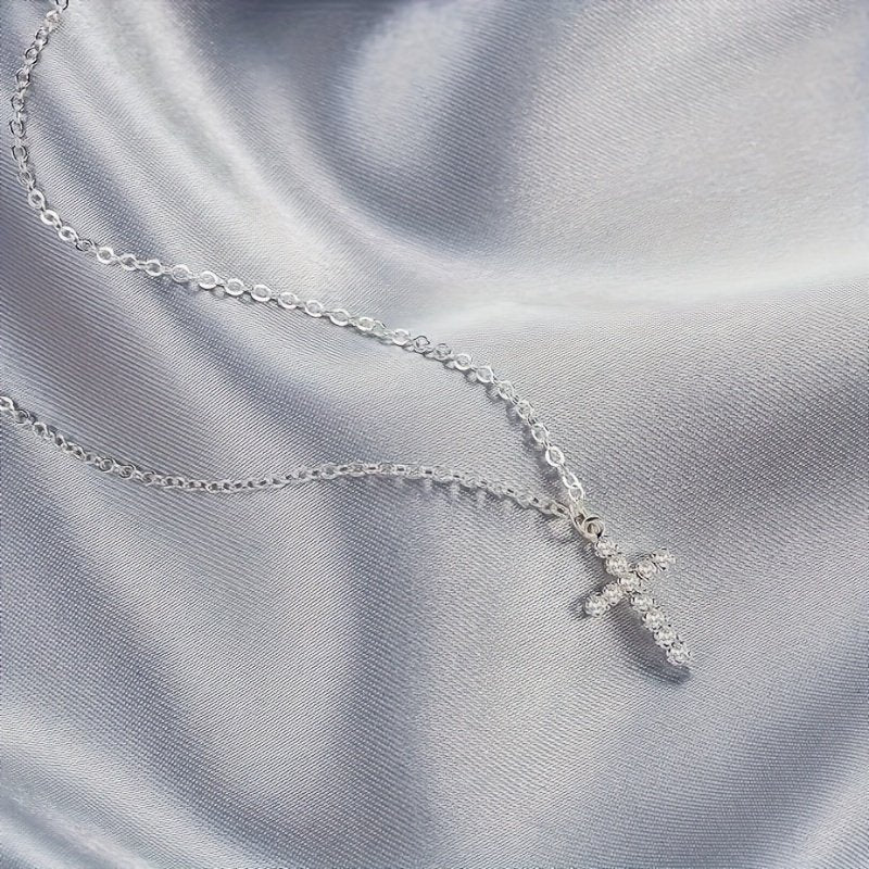 Moissanite Men's And Women's Cross Pendant Necklace 925 Sterling Silver Adjustable