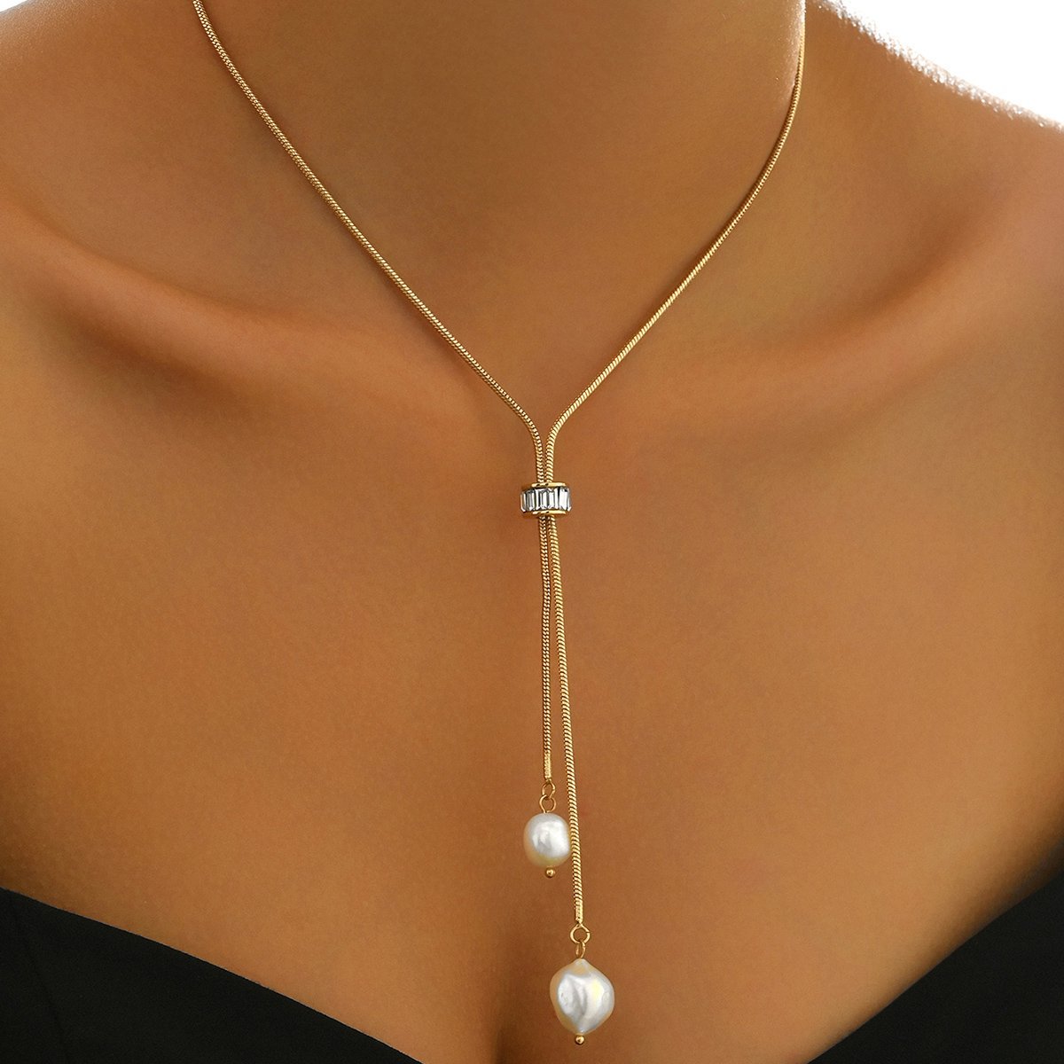 Elegant Gold Pearl Pendant Necklace With Adjustable Length