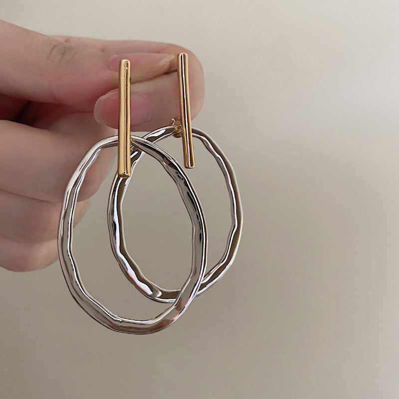 Color Contrast Oval Earrings