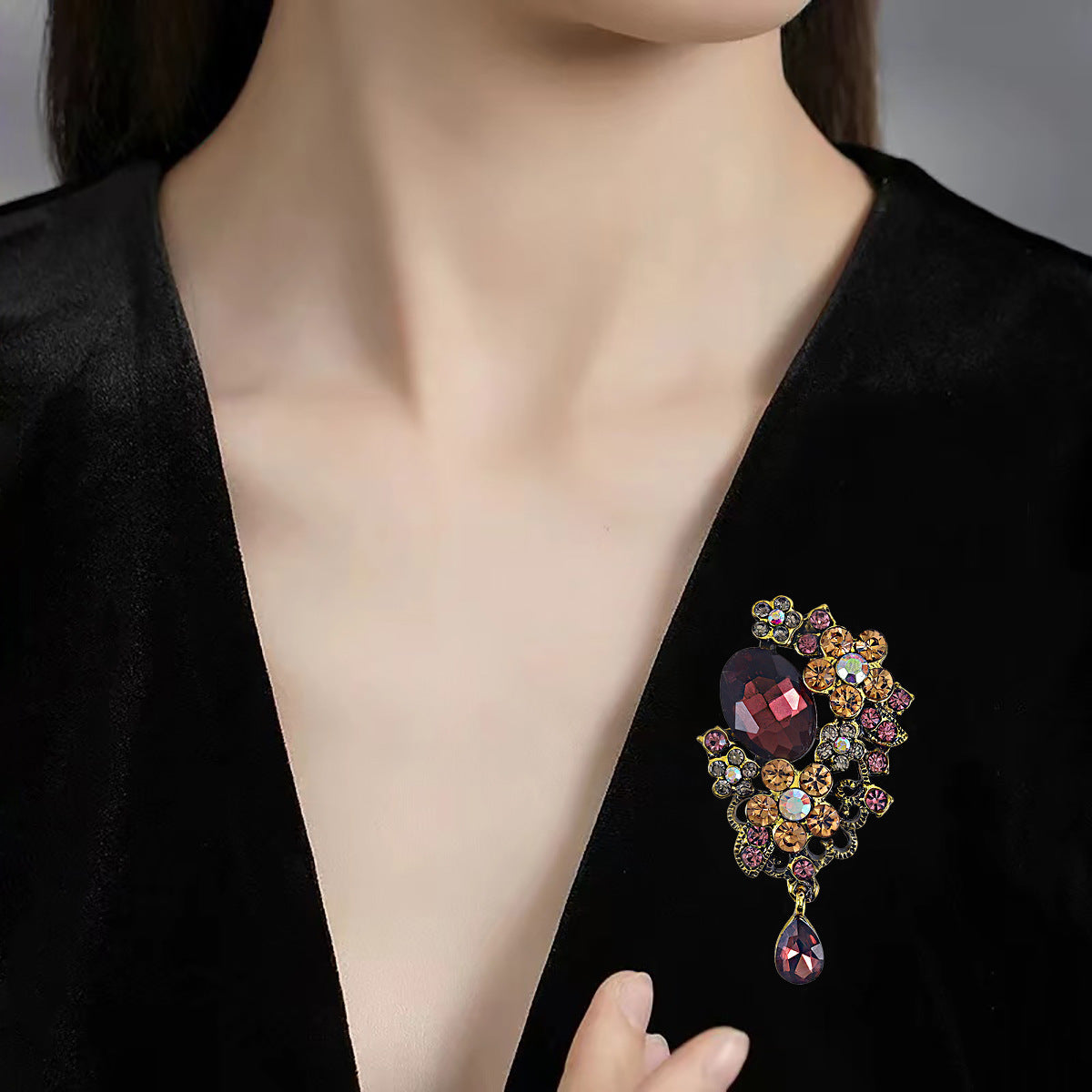 Refined Grace Crystal Brooch