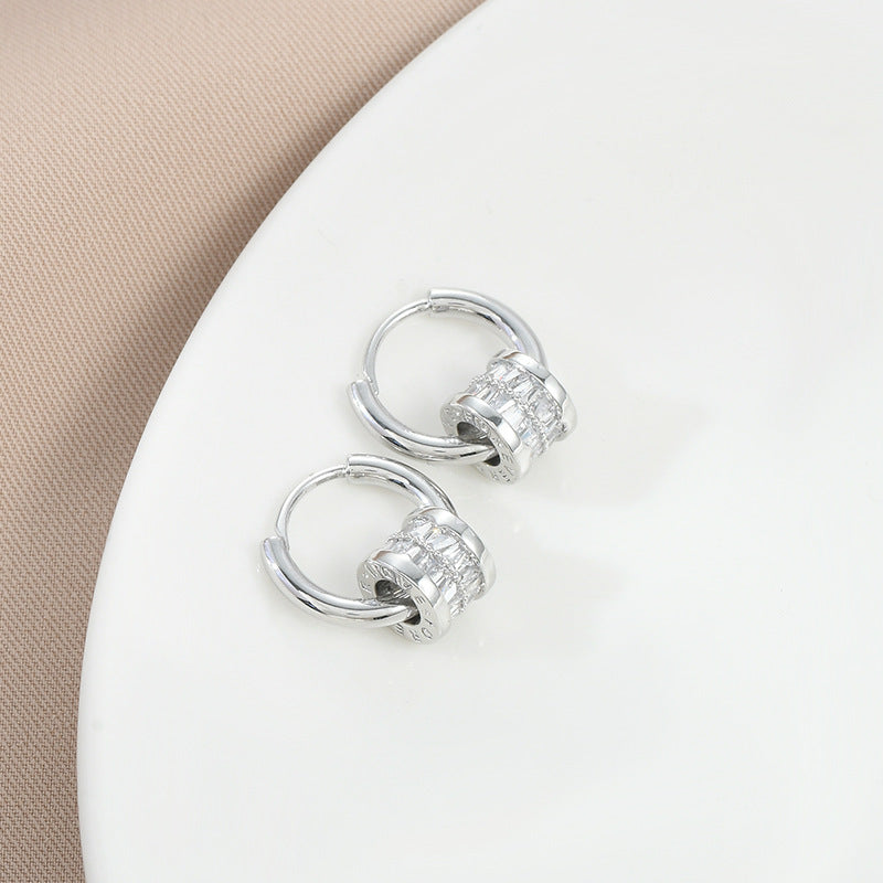 Simple Commute Oval Hollow Earrings