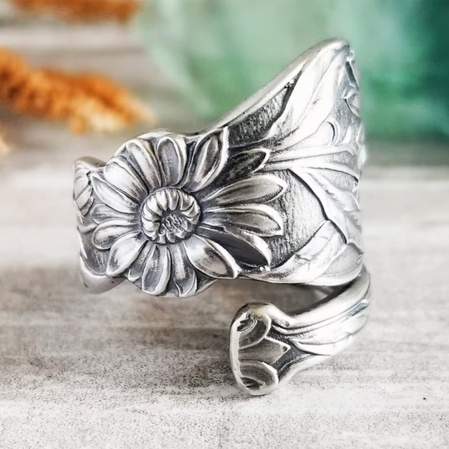 Carved Sunflower Retro Magnificent Open End Adjustable Ring
