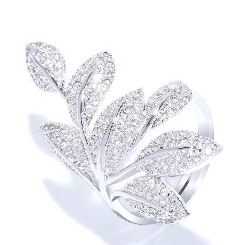 Decorative Zircon Fashion Ring