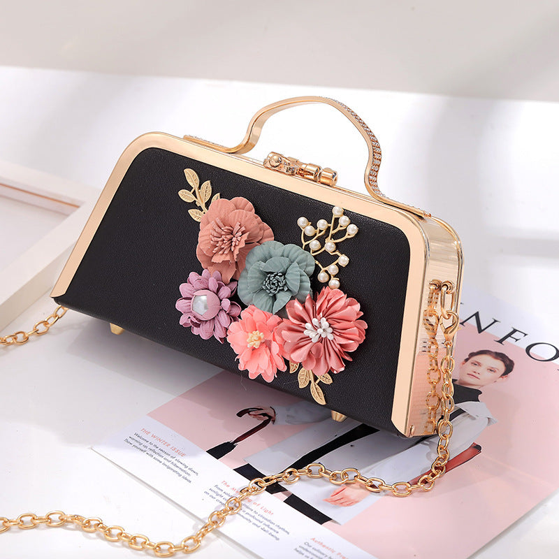 Sweet And Fashionable Flower Messenger Handbag