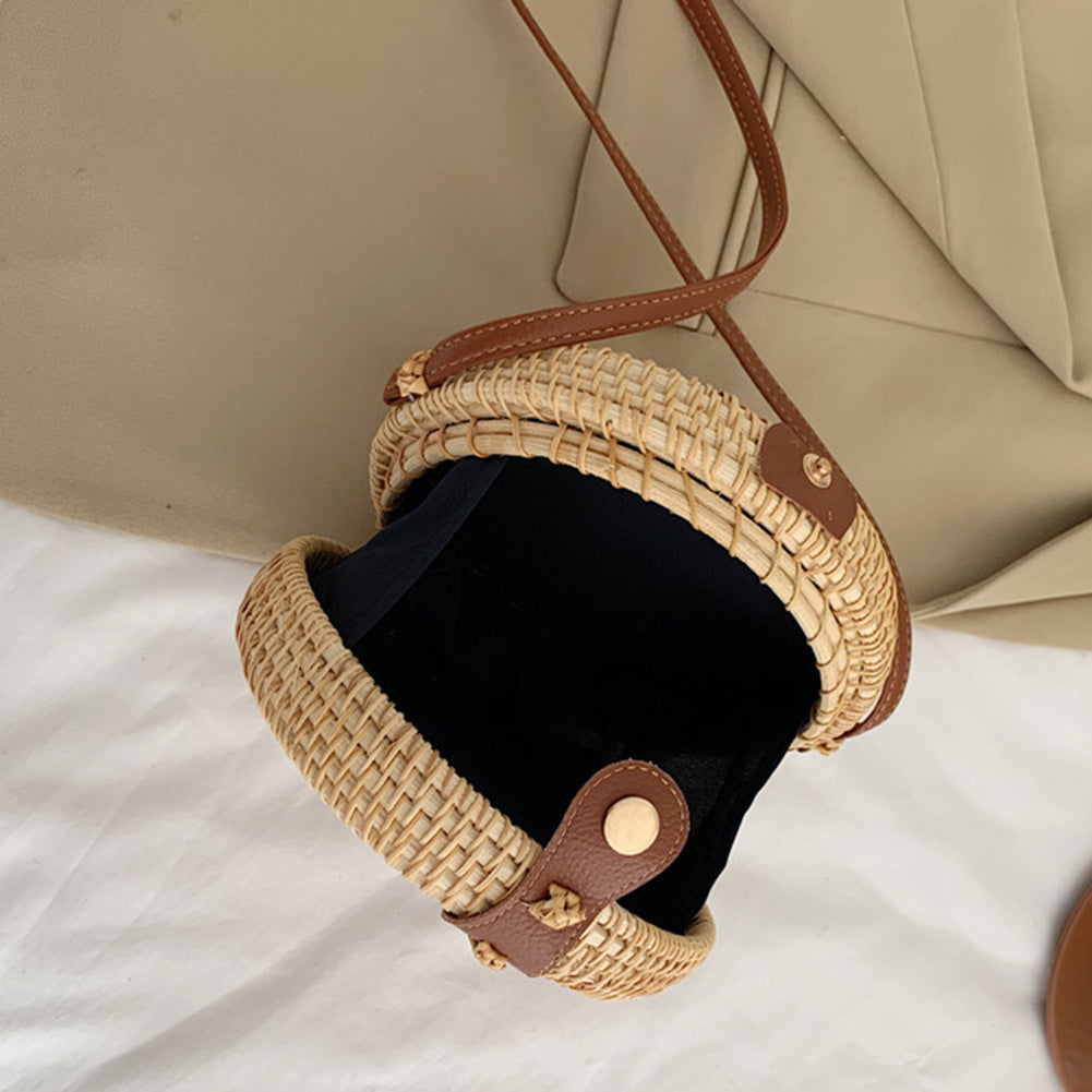 Vintage Art Hand Woven One Shoulder Leather Buckle Bag