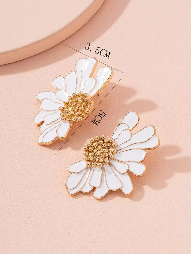 Vintage Enamel Alloy Flower Petal Shaped Stud Earrings