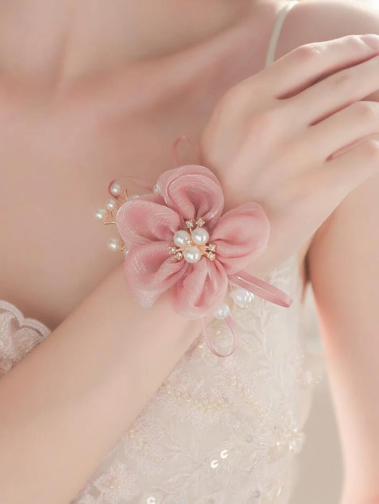 Flower & Faux Pearl Wrist Corsage