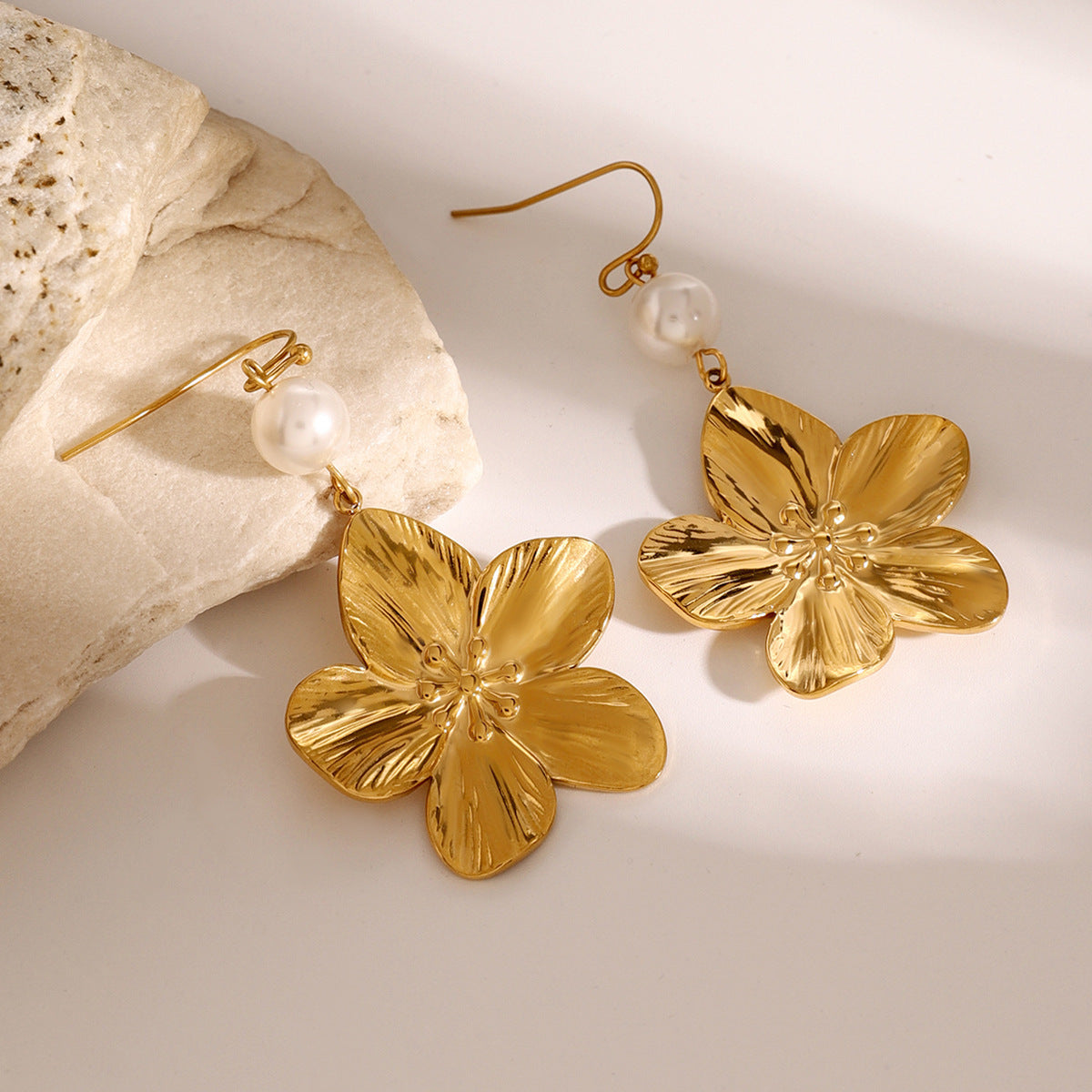 Ins18k Gold Stainless Steel Flower Earrings