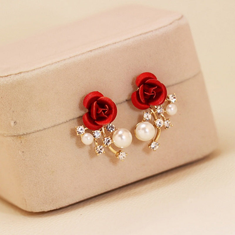 Vintage Velvet Dignified Flowers Pearl Niche Ear Studs