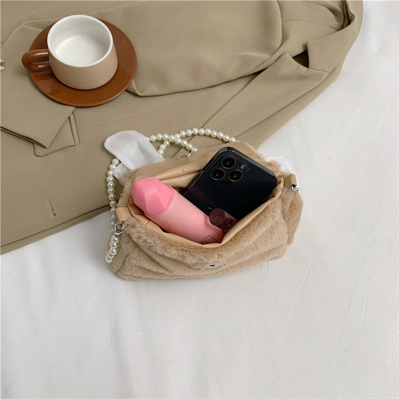 Plush Bag Commuter Pearl Hand Bag