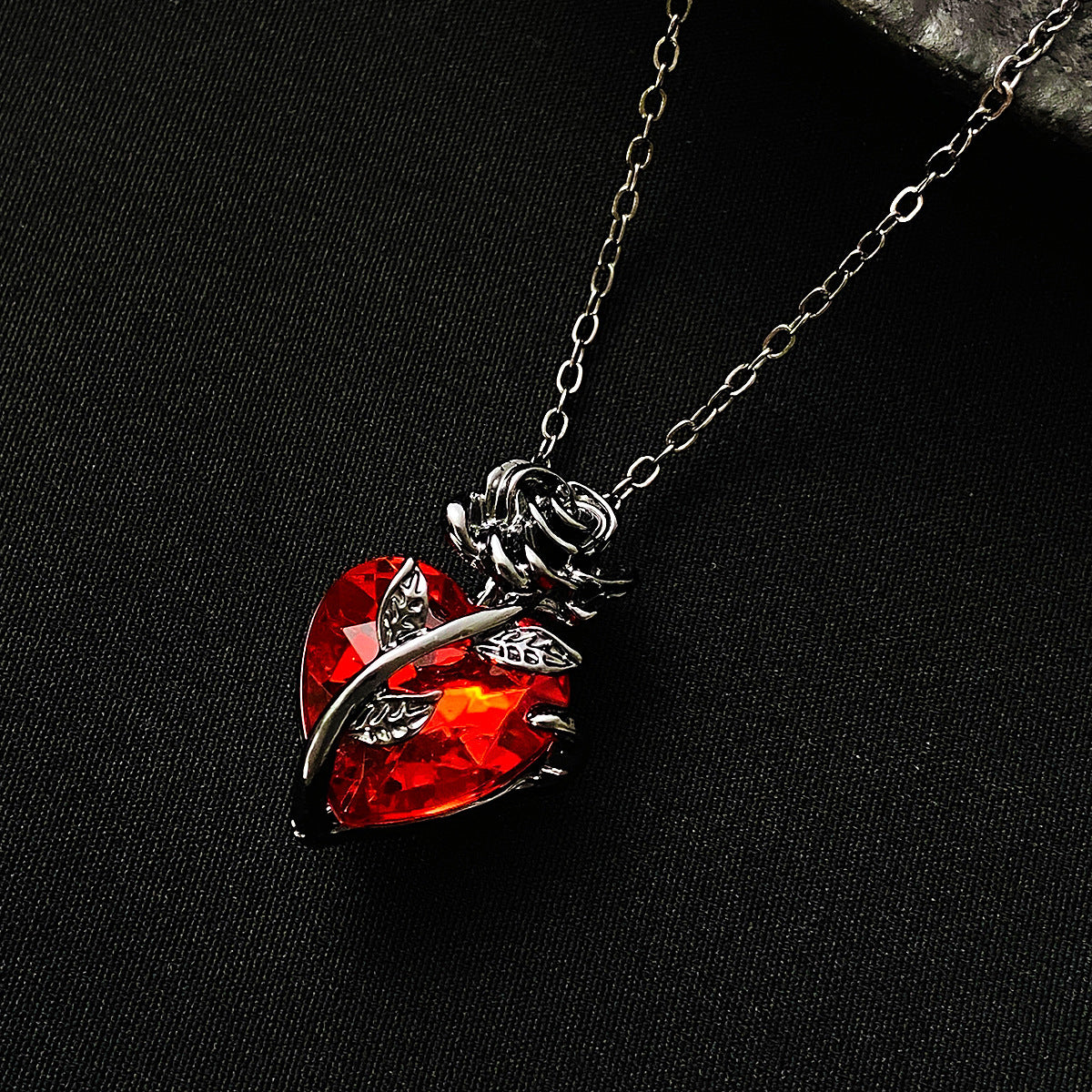 Heart Rose Flower Chain Pendant Necklace