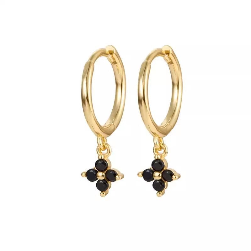 S925 Sterling Silver Temperamental Earrings Elegant Black Four-leaf Flower