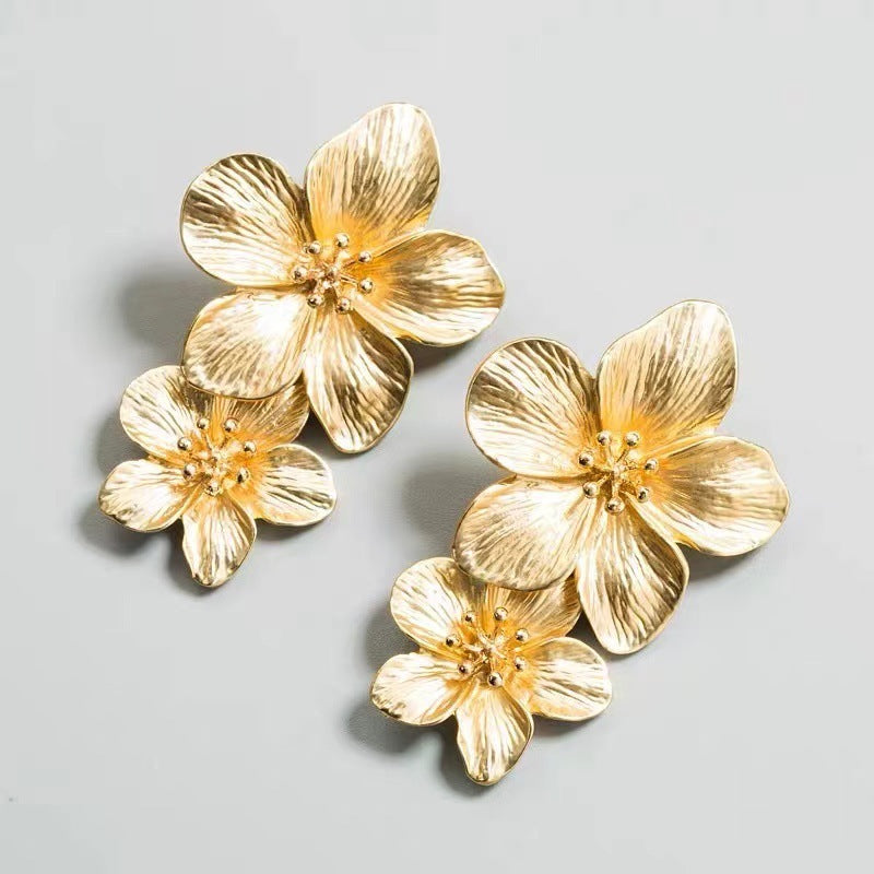 Retro Flower Stud Earrings