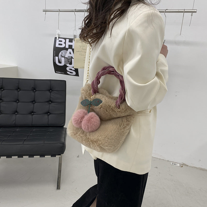 Plush Hand-carrying Bag