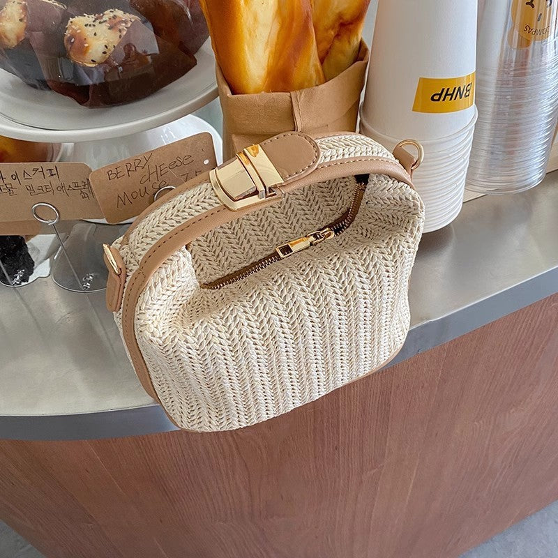 Portable Straw Shoulder Messenger Bag