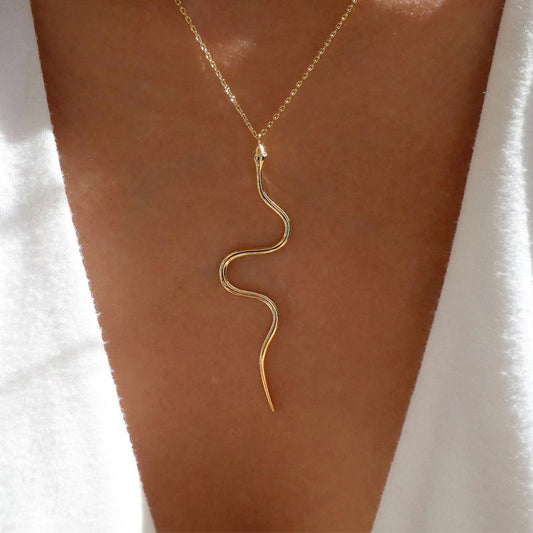 Stylish Graceful Simple Rose Gold Snake Pendant Necklace