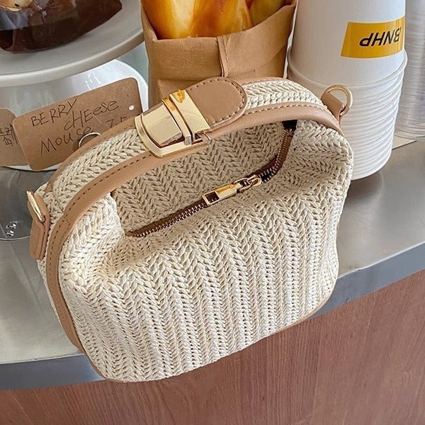 Portable Straw Shoulder Messenger Bag