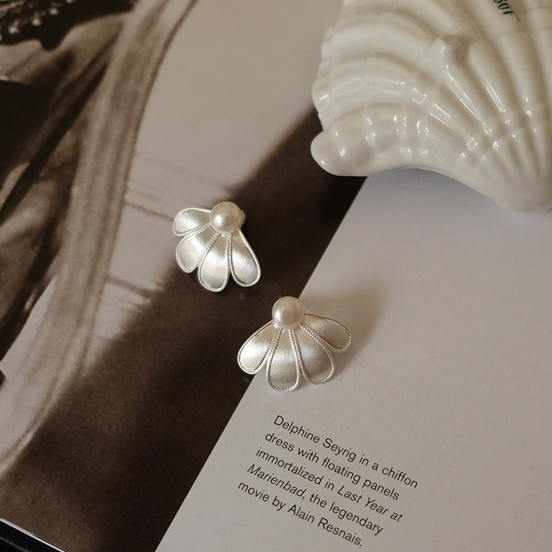 Flower Brushed Half Petal Pearl Stud Earrings