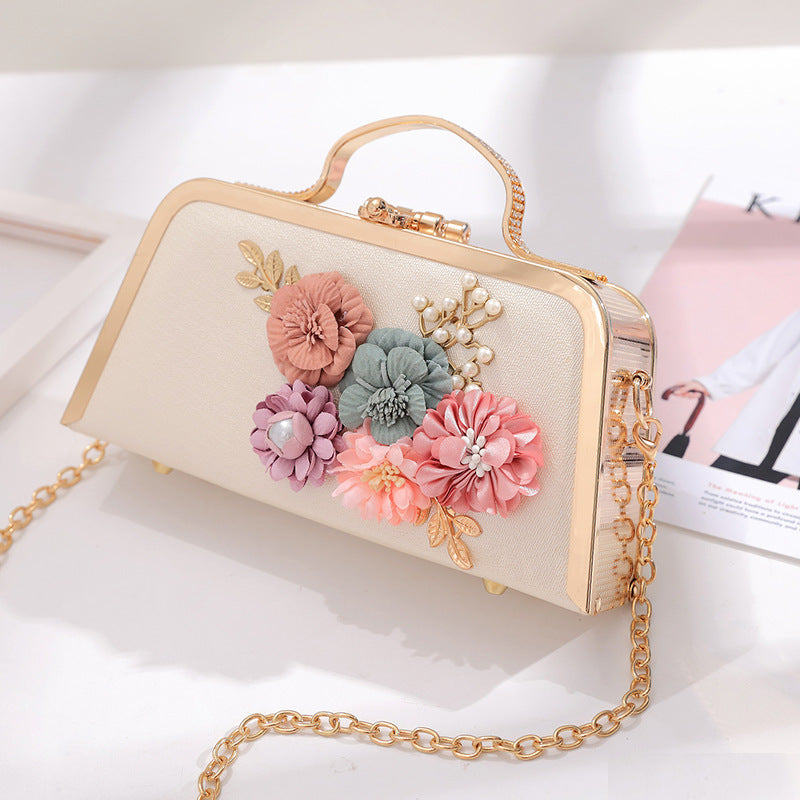 Sweet And Fashionable Flower Messenger Handbag