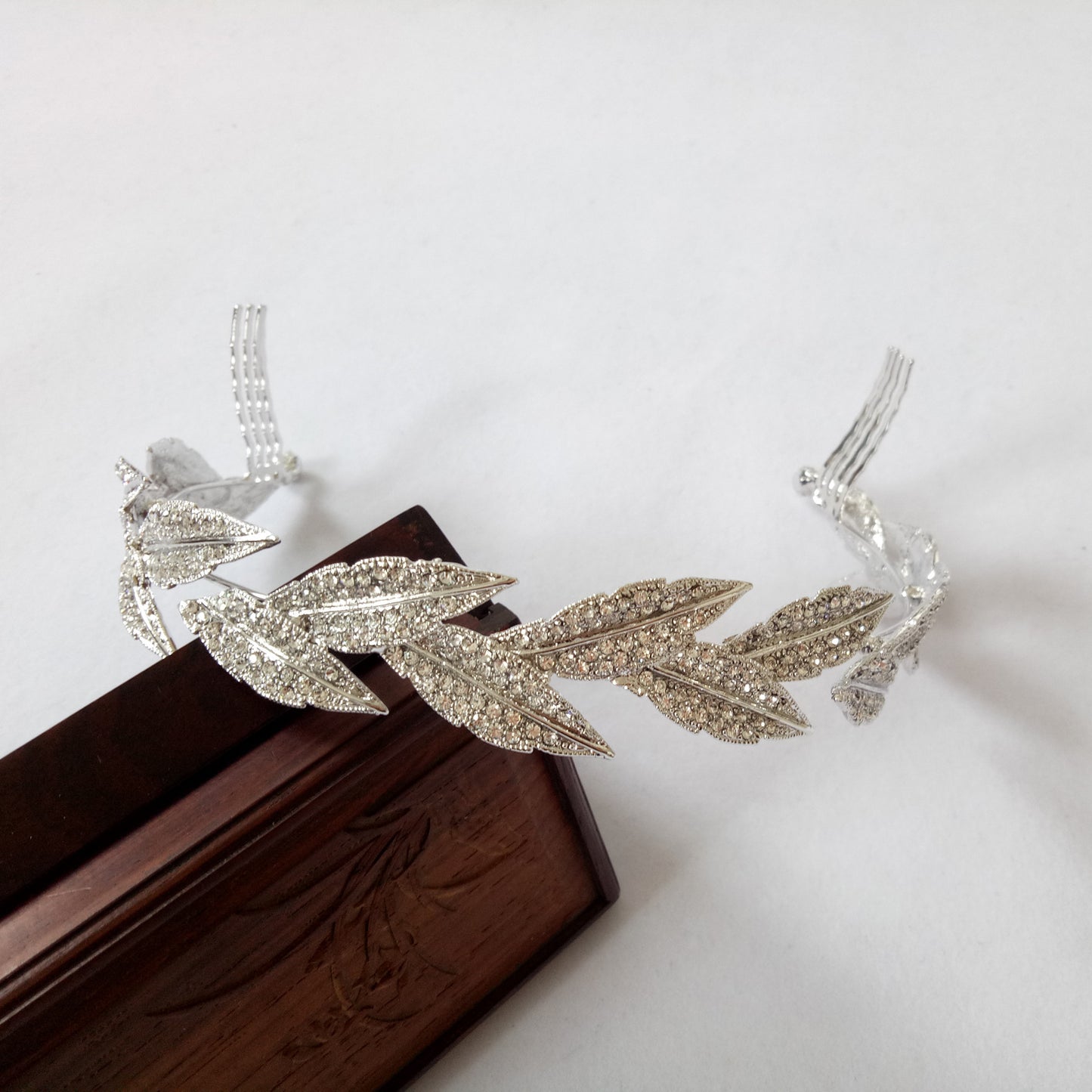 Baroque Leaves Alloy Headband