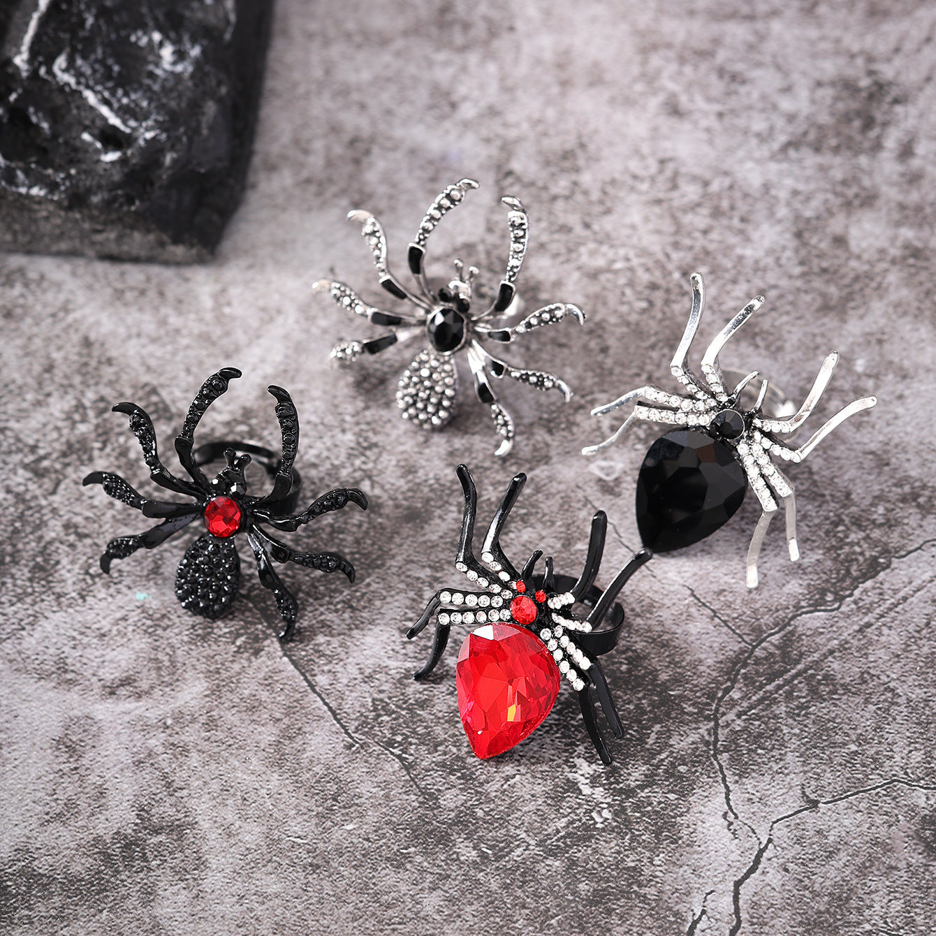 Fashion Dark Halloween Spider Ring