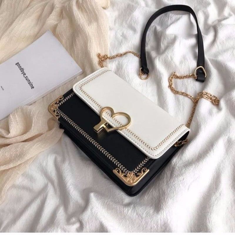 Popular Super Hot Chain Small Square Bag