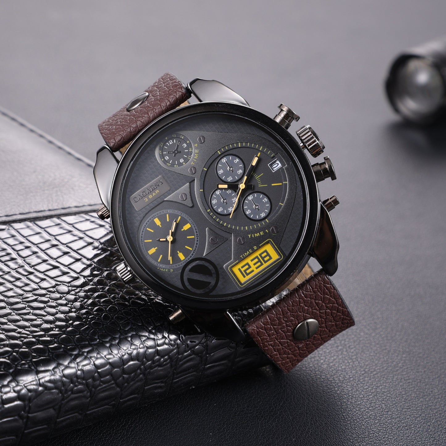 Double Inserts Casual Fashion Men's Quartz Watch